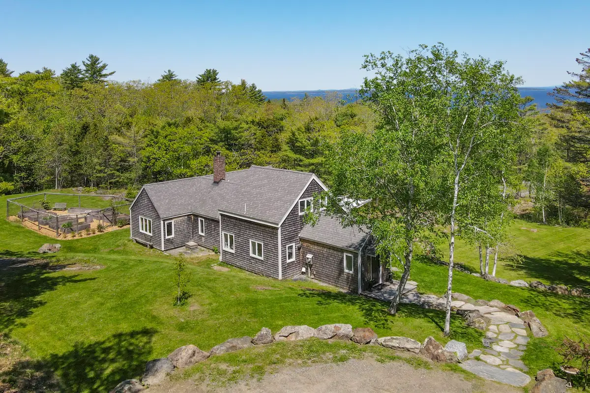 168 Chestnut Street, Camden, ME 04843 - #1