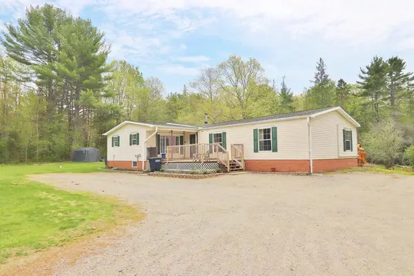 111 Rebel Hill Road, Clifton, ME 04428