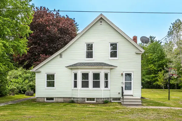 18 Cooks Mills Road, Casco, ME 04015