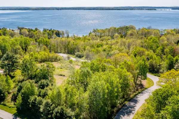 7 Highfields Lane, Northport, ME 04849