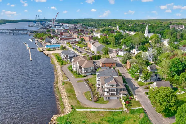 285 Front Street #302, Bath, ME 04530