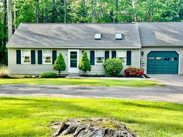 63 Rebecca Lane #18, Yarmouth, ME 04096