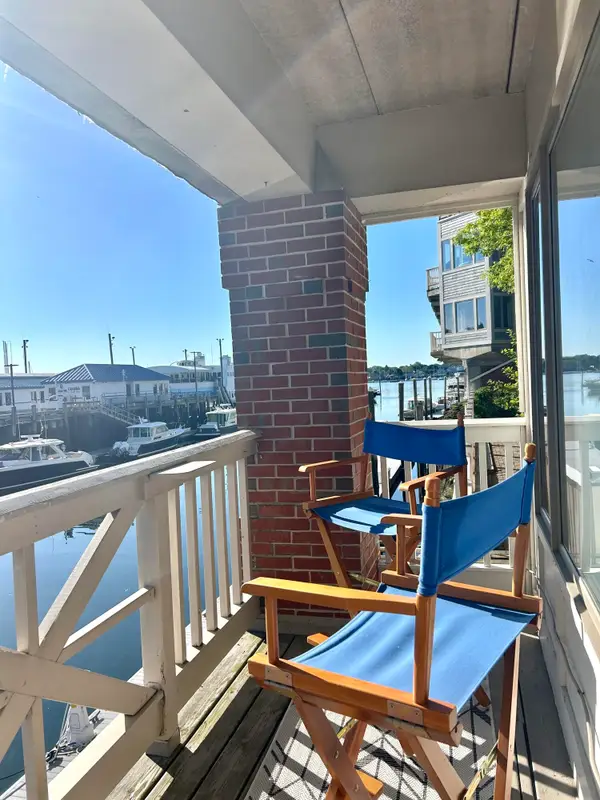 703 Chandlers Wharf #703, Portland, ME 04101