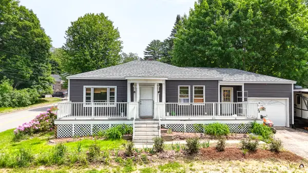 38 Mary Carroll Street, Auburn, ME 04210