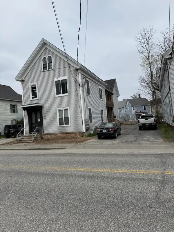 93 Goff Street, Auburn, ME 04210