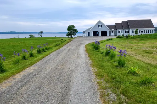 85 River Road, Cushing, ME 04563