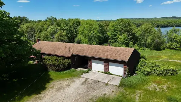 642 River Road, Greene, ME 04236
