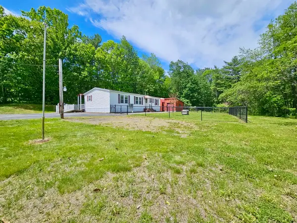 4 Crestview Drive, Lewiston, ME 04240