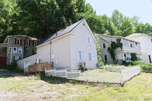 2 Debras Place, Augusta, ME 04330