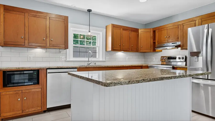 39 Village Woods Circle, Gorham, ME 04038 - #3