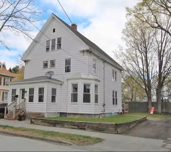15 Maple Street, Bangor, ME 04401