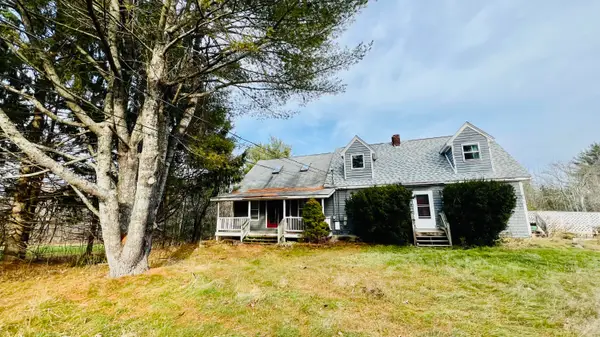 1883 Essex Street, Bangor, ME 04401