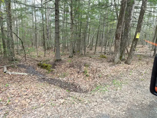 75 A Redcedar Lane, Sidney, ME 04330