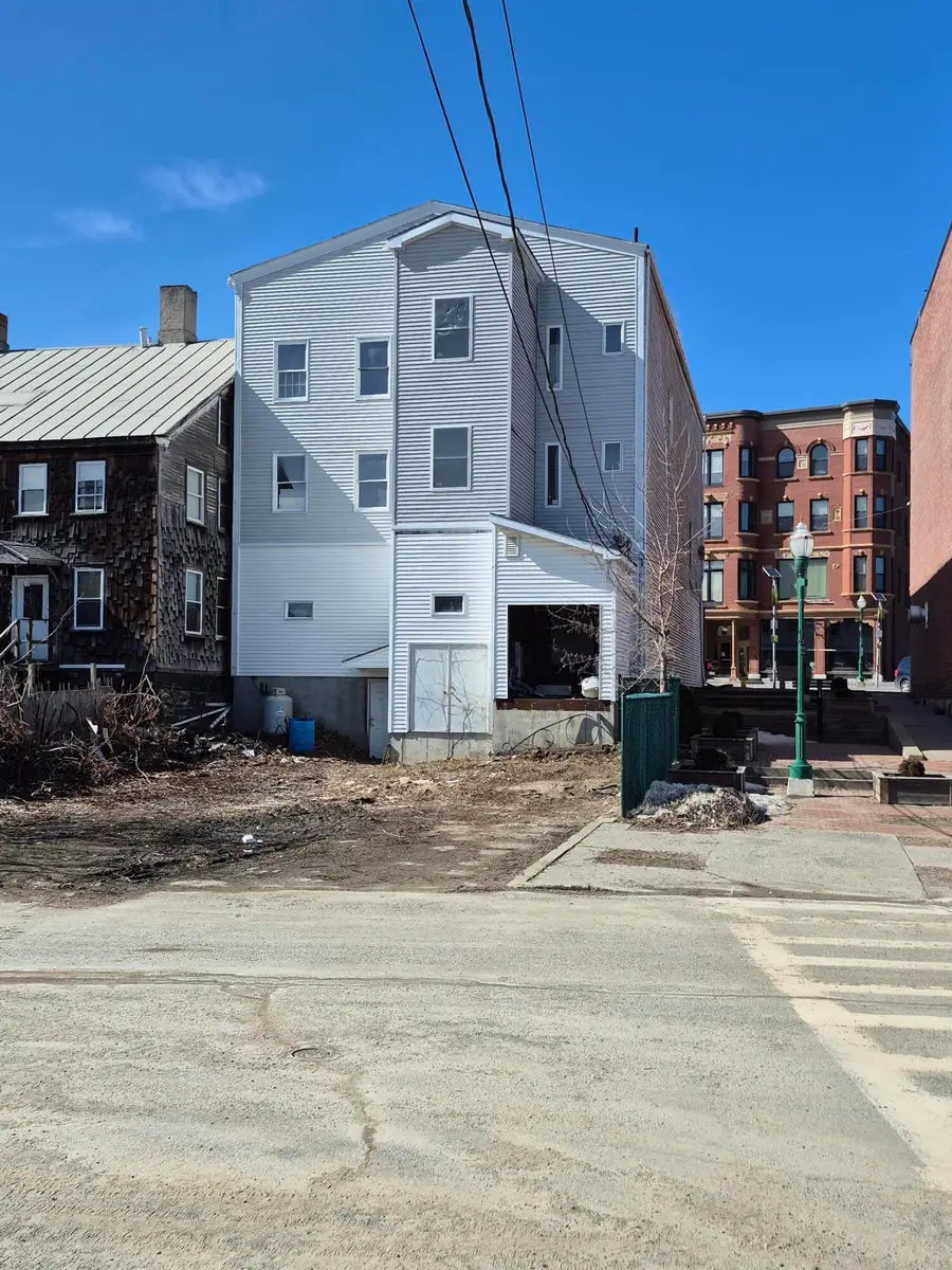 136 Main Street, Fairfield, ME 04937 - #3