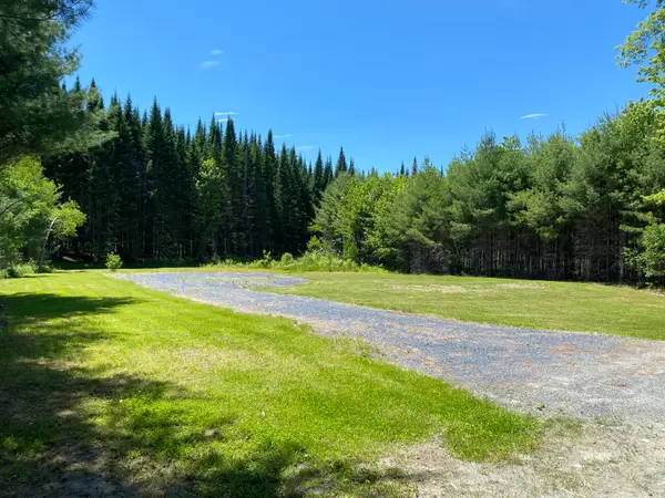 M6 L40-6 Bombazee Road, Norridgewock, ME 04957