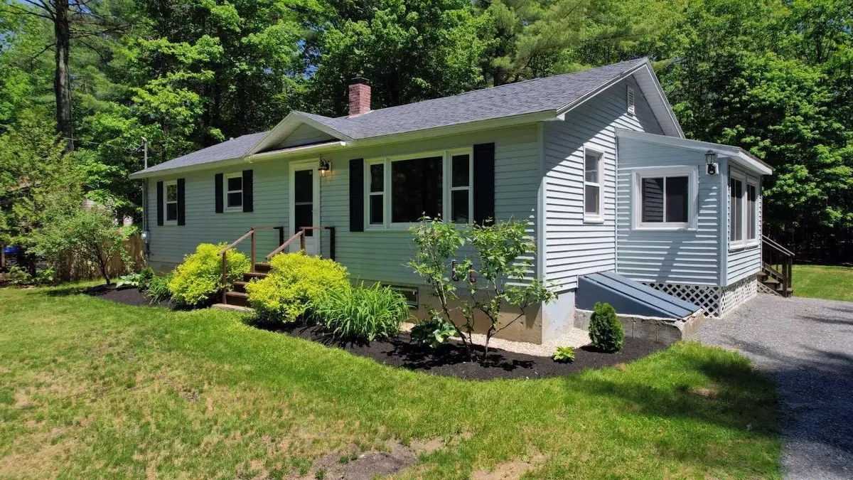 708 E River Road, Skowhegan, ME 04976 - #1