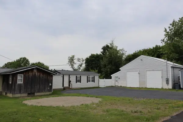 17 Chestnut Street, Skowhegan, ME 04976