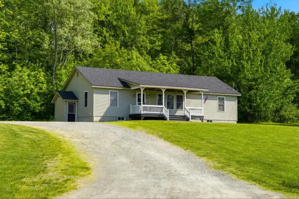 42 Winter Street, Lincoln, ME 04457