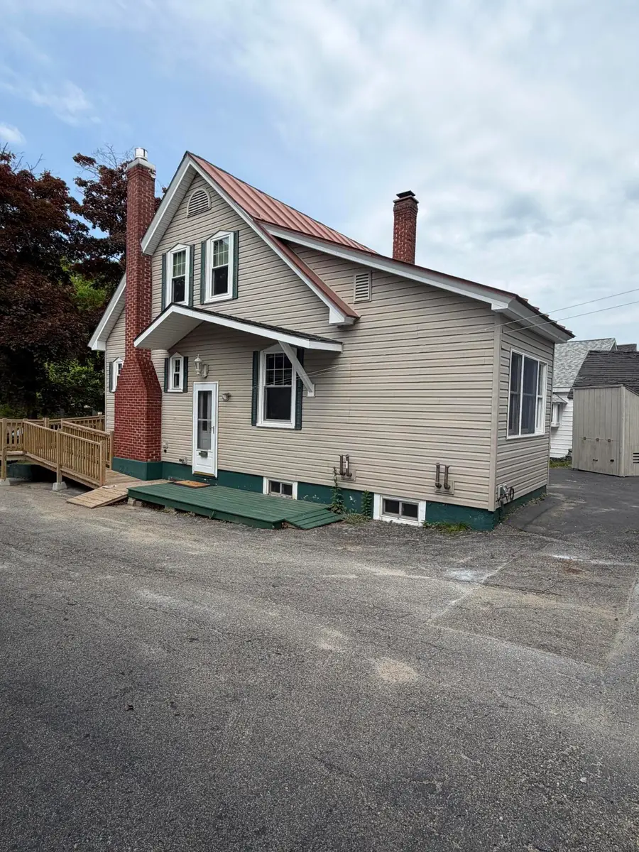 29 Somerset Street, Millinocket, ME 04462 - #3