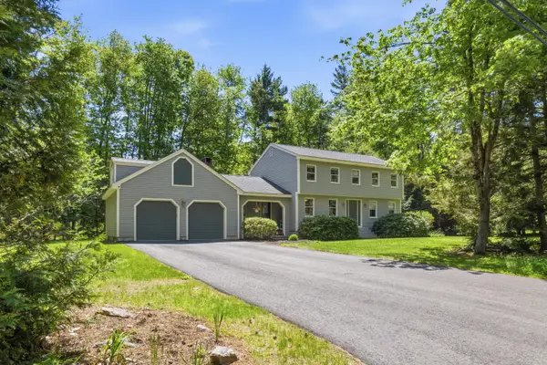 33 Hemlock Road, Brunswick, ME 04011