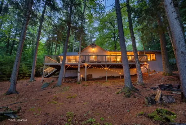25 Duck Lane, Taunton & Raynham Academy Grant, ME 04478