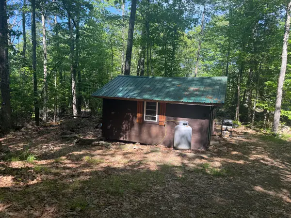 362 Pond Road, Searsmont, ME 04973