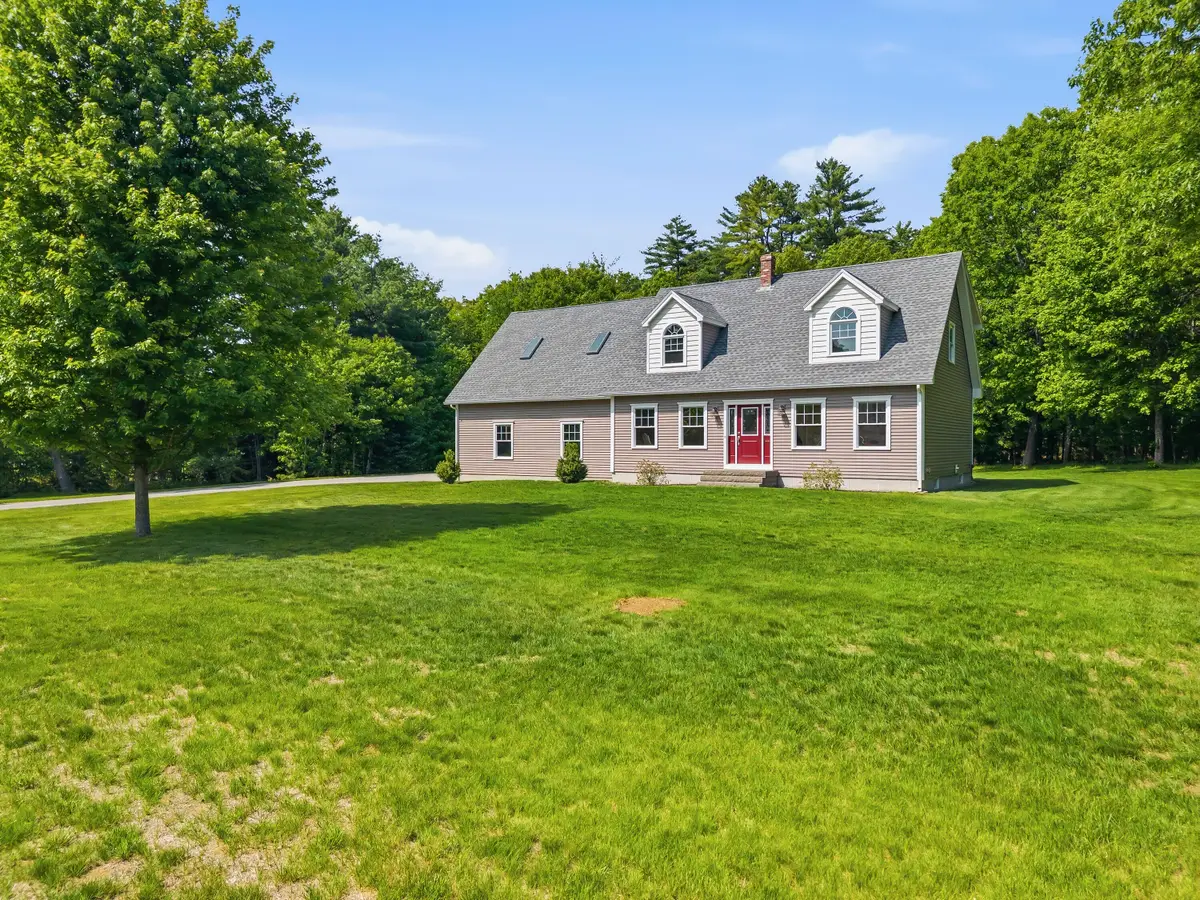 32 Beechwood Drive, Topsham, ME 04086 - #1