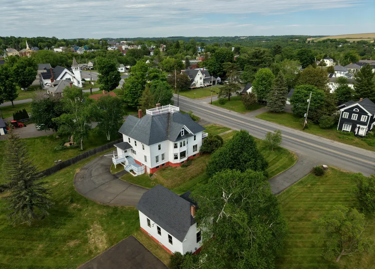 636 Main Street, Caribou, ME 04736 - #1
