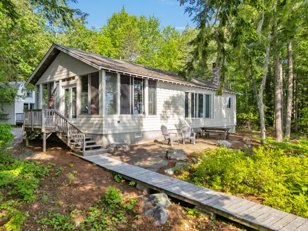 66 York Lane, Rome, ME 04963