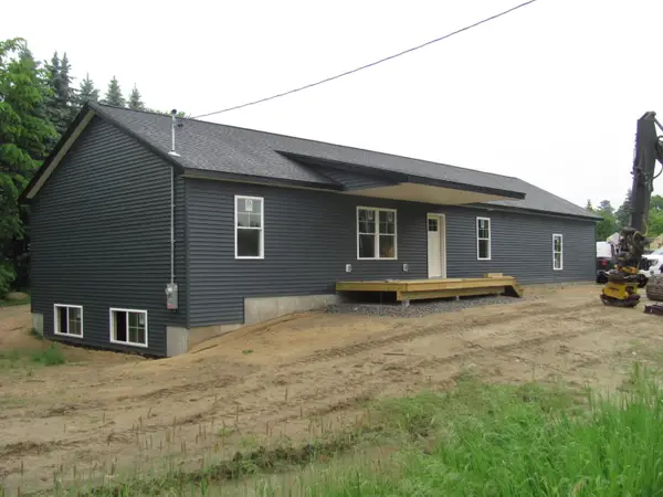 19 Thurlow Drive, Oxford, ME 04270