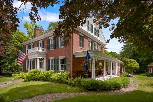 114 Main Street, Orono, ME 04473