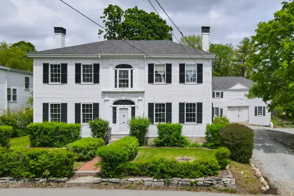 33 Main Street, Thomaston, ME 04861