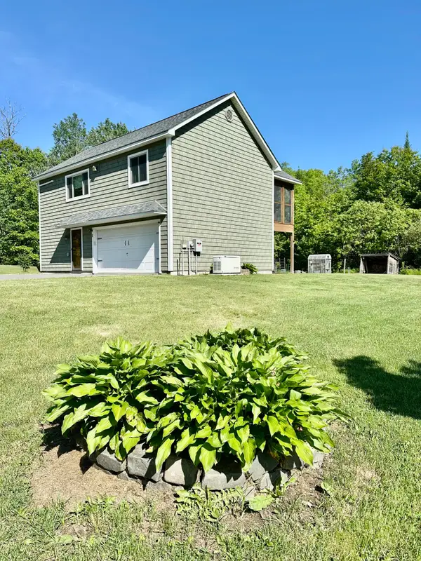 2 Back Road, Abbot, ME 04406