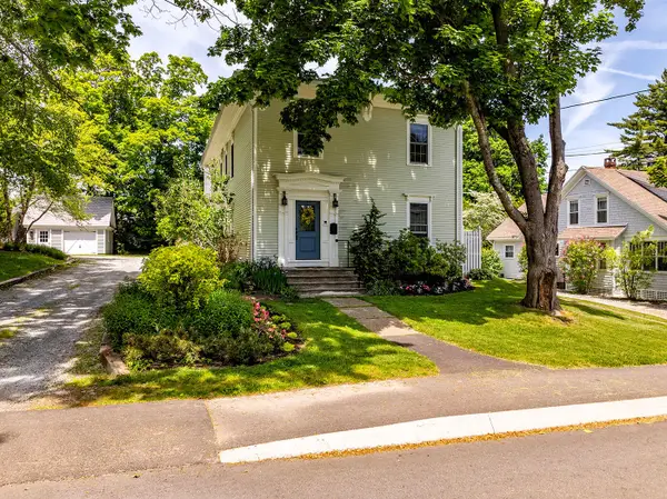 5 Pearl Street #2, Camden, ME 04843