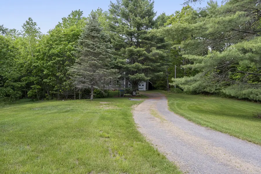 21 Burns Drive, Clinton, ME 04927 - #3