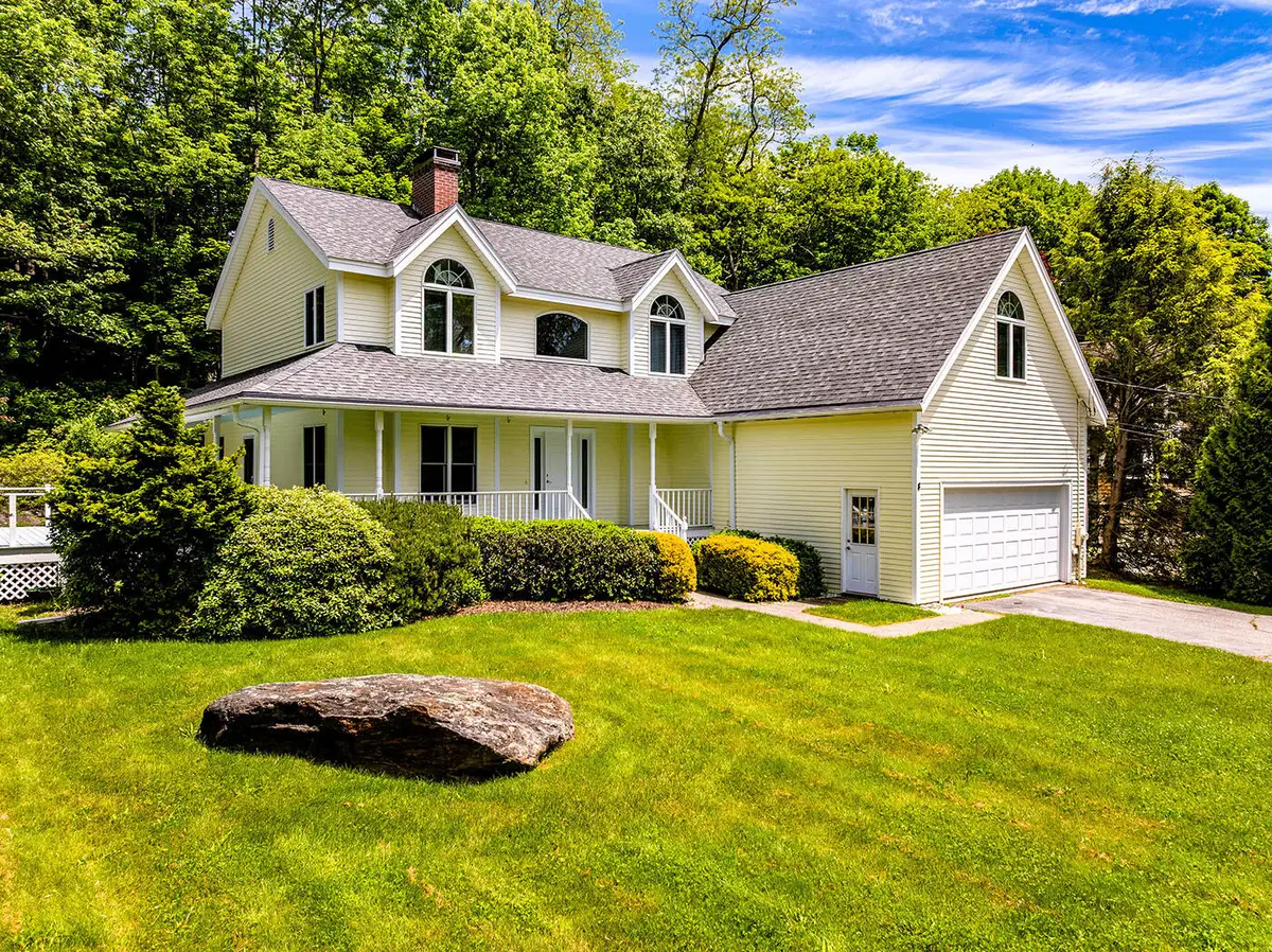 8 N Lewis Avenue, Camden, ME 04843 - #1