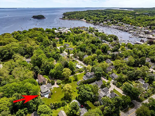 8 N Lewis Avenue, Camden, ME 04843 - #2