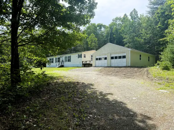 353 Controversy Lane, Waldoboro, ME 04572