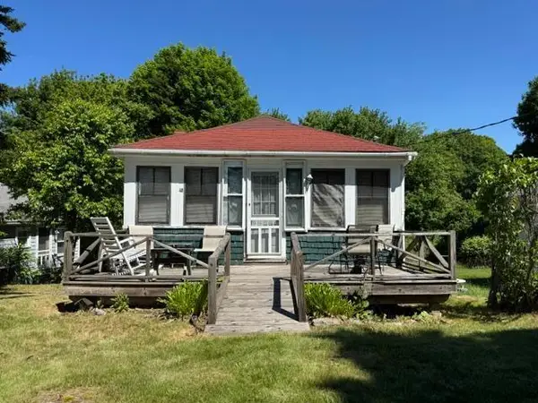48 Meridian Street, Portland, ME 04108