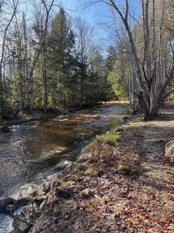 286 Upper Hostile Valley Road, Liberty, ME 04949