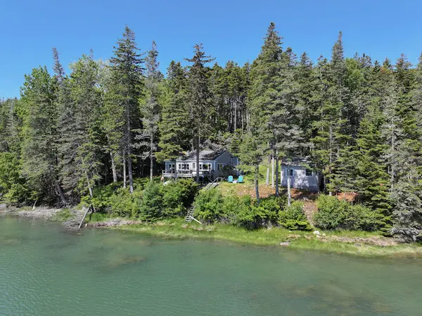 37 Webb Cove Way, Stonington, ME 04681