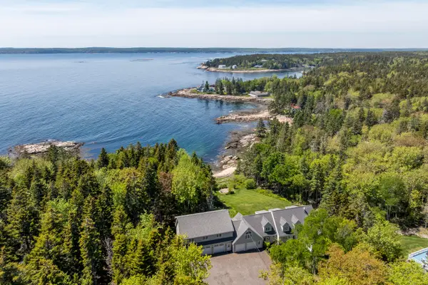 825 Hendricks Hill Road, Southport, ME 04576