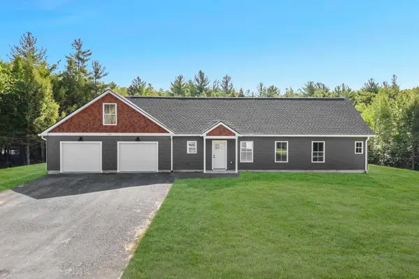 104 Mcgrath Pond Loop Road, Belgrade, ME 04917