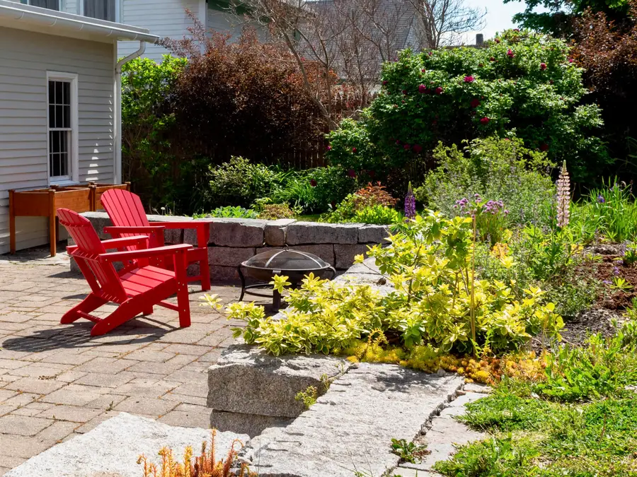 42 High Street, Vinalhaven, ME 04863 - #3