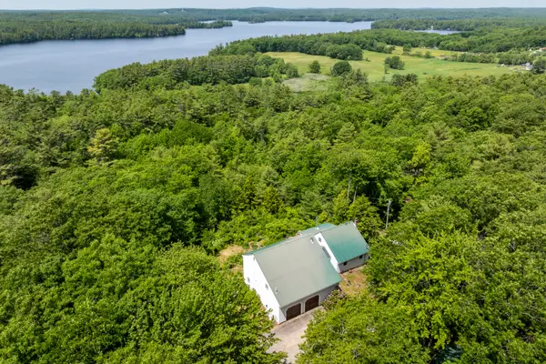 26 Squiers Alley, Nobleboro, ME 04555