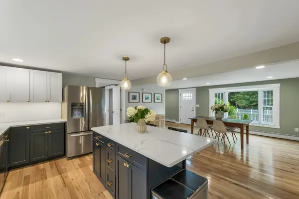 74 Alewive Road, Kennebunk, ME 04043