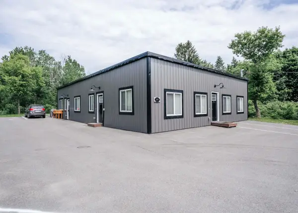 372 Old County Road, Hampden, ME 04444