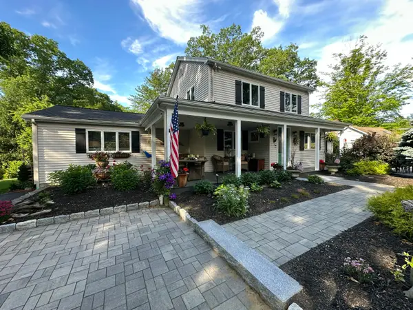 10 Highland Avenue, Ogunquit, ME 03907