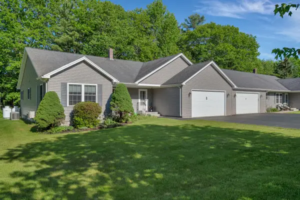 8 Village Drive #5, Turner, ME 04282