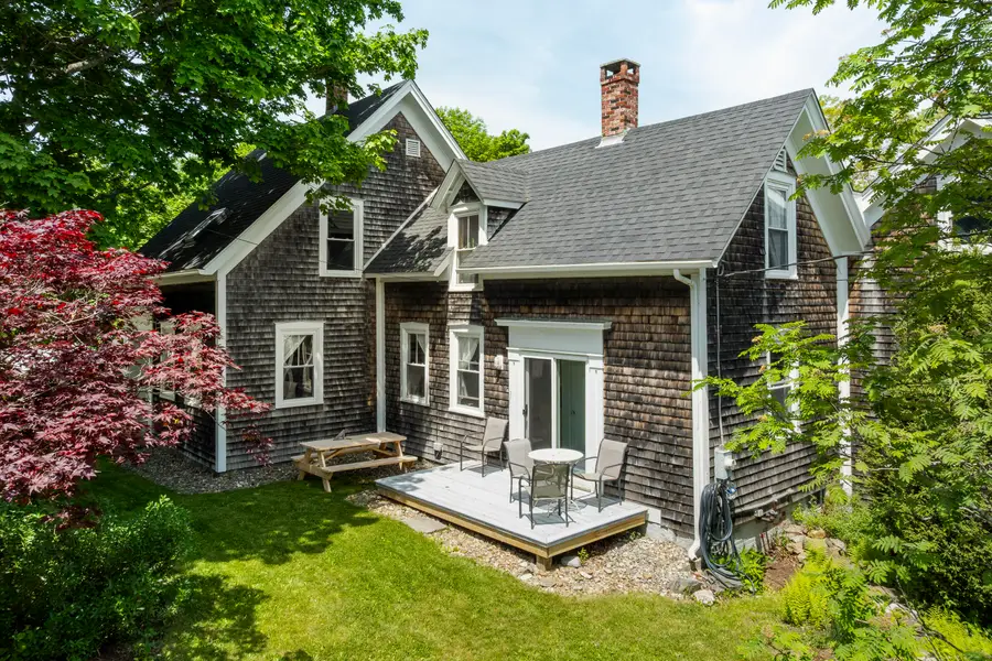 10 School Street, Boothbay, ME 04544 - #3